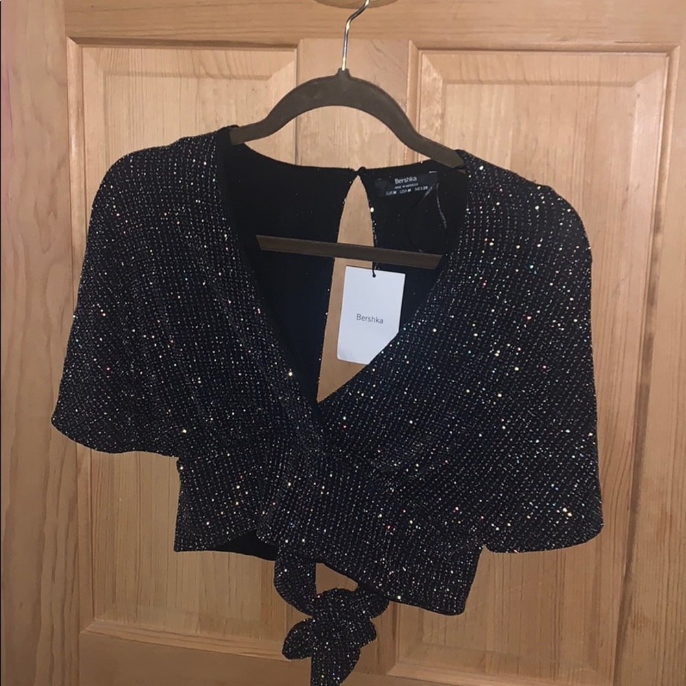 NWT Bershka Top!